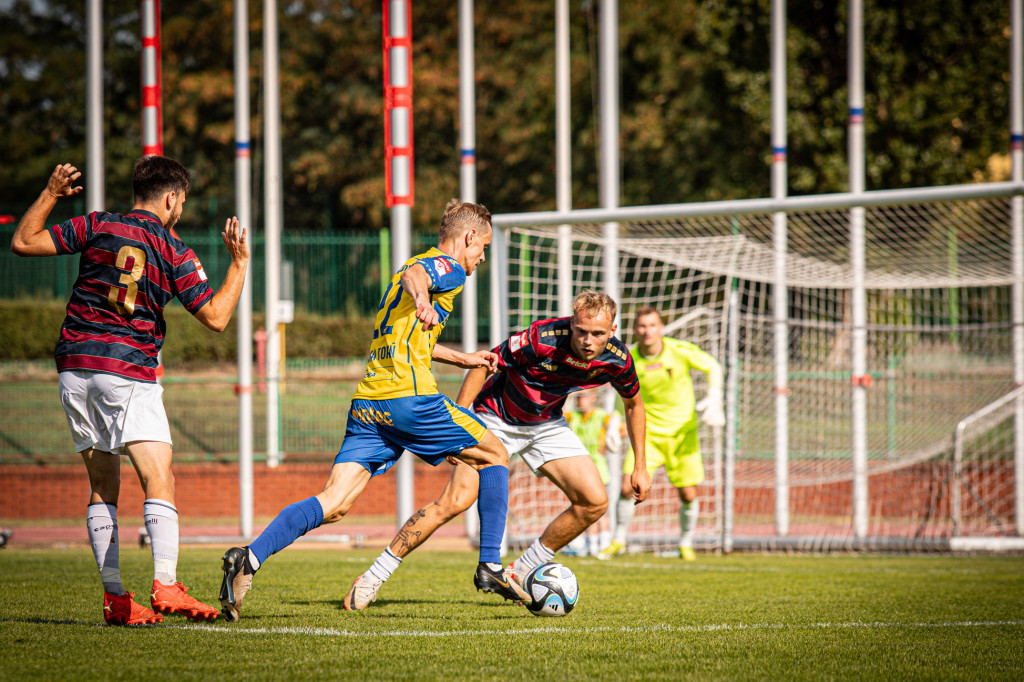 Elana Toruń 0 : 0 Pogoń II Szczecin