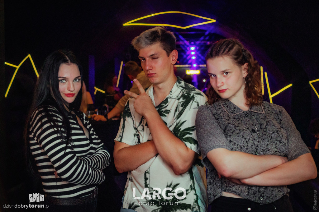 Sobotnia impreza w klubie Largo