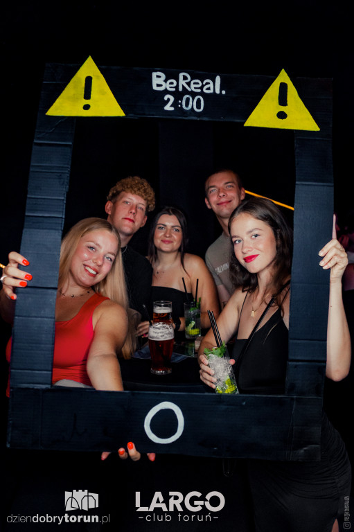 Sobotnia impreza w klubie Largo