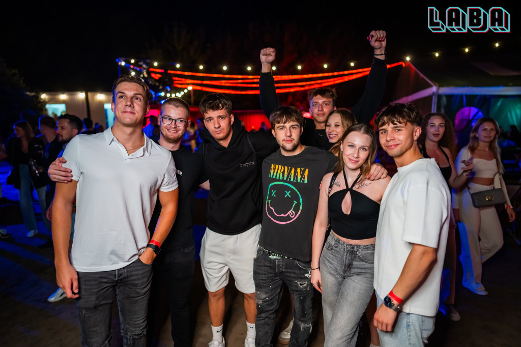 Laba pękała w szwach!