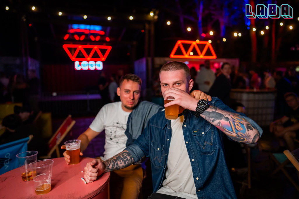 Laba pękała w szwach!