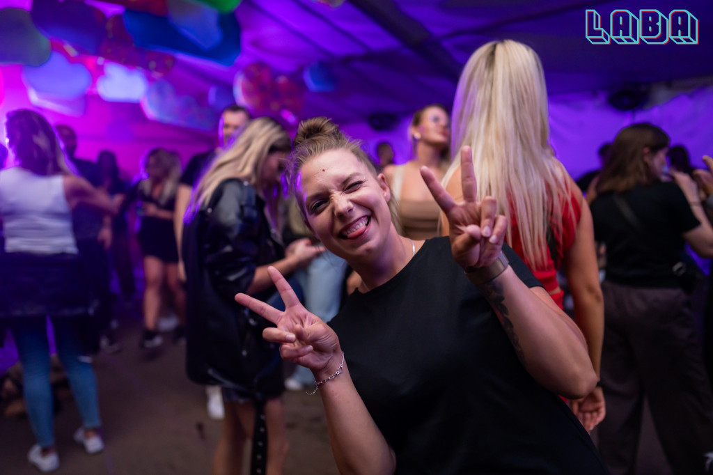 Laba pękała w szwach!