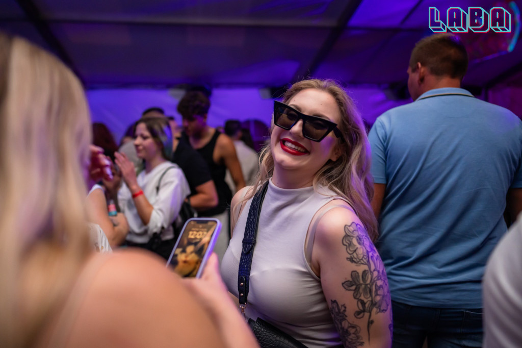 Laba pękała w szwach!