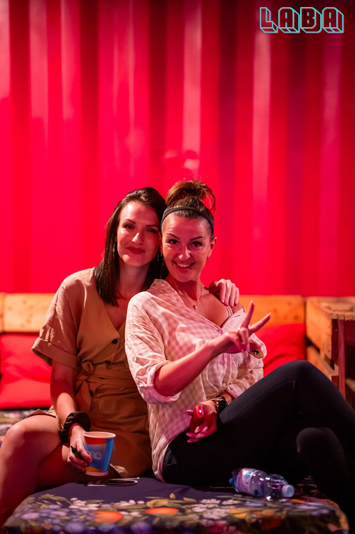 Laba pękała w szwach!