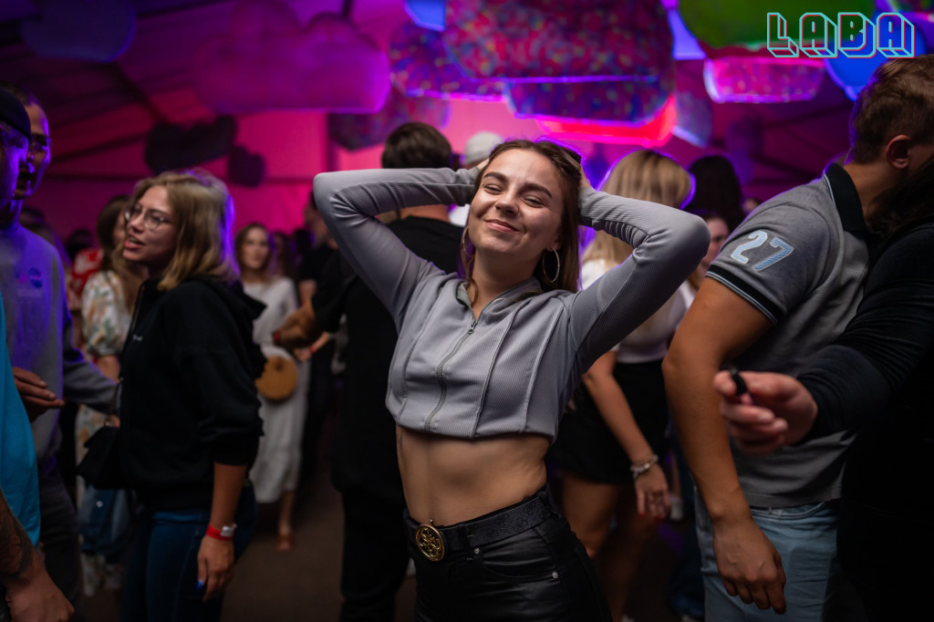 Laba pękała w szwach!