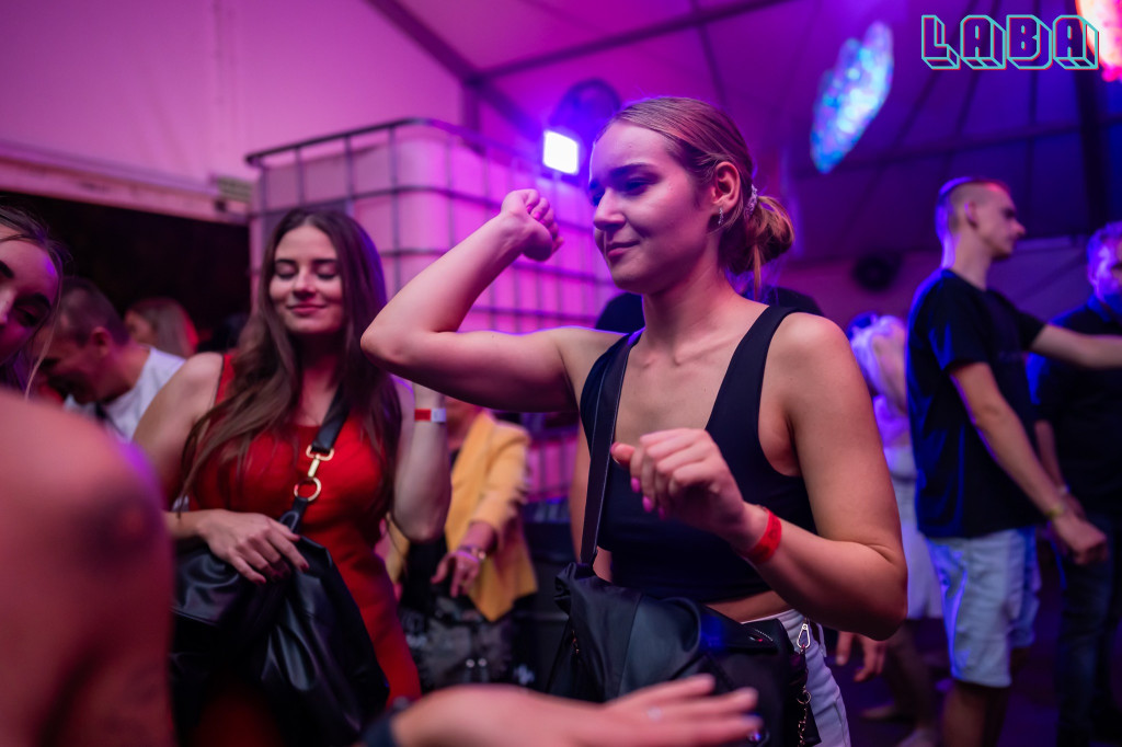 Laba pękała w szwach!