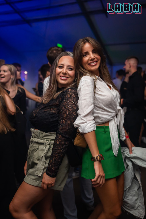 Laba pękała w szwach!