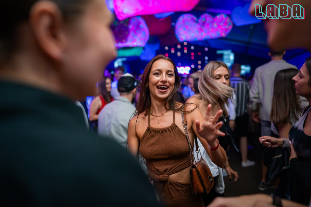 Laba pękała w szwach!