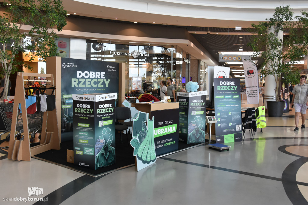 Zbiórka odzieży w Galerii Copernicus