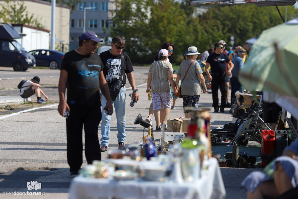 Pchli Targ na Giełdzie Towarowej