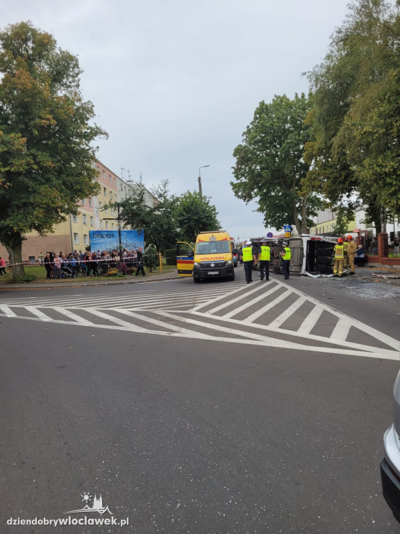 Zderzenie autobusu i osobówki w Lubrańcu