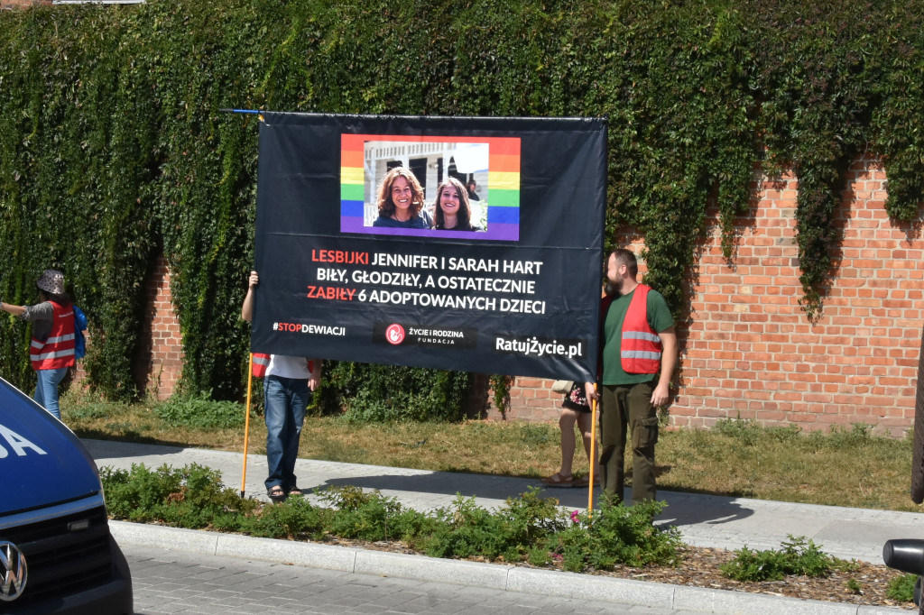 Kontrmanifestacja na Marszu Równości