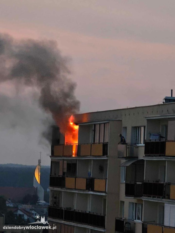 Pożar wieżowca we Włocławku!