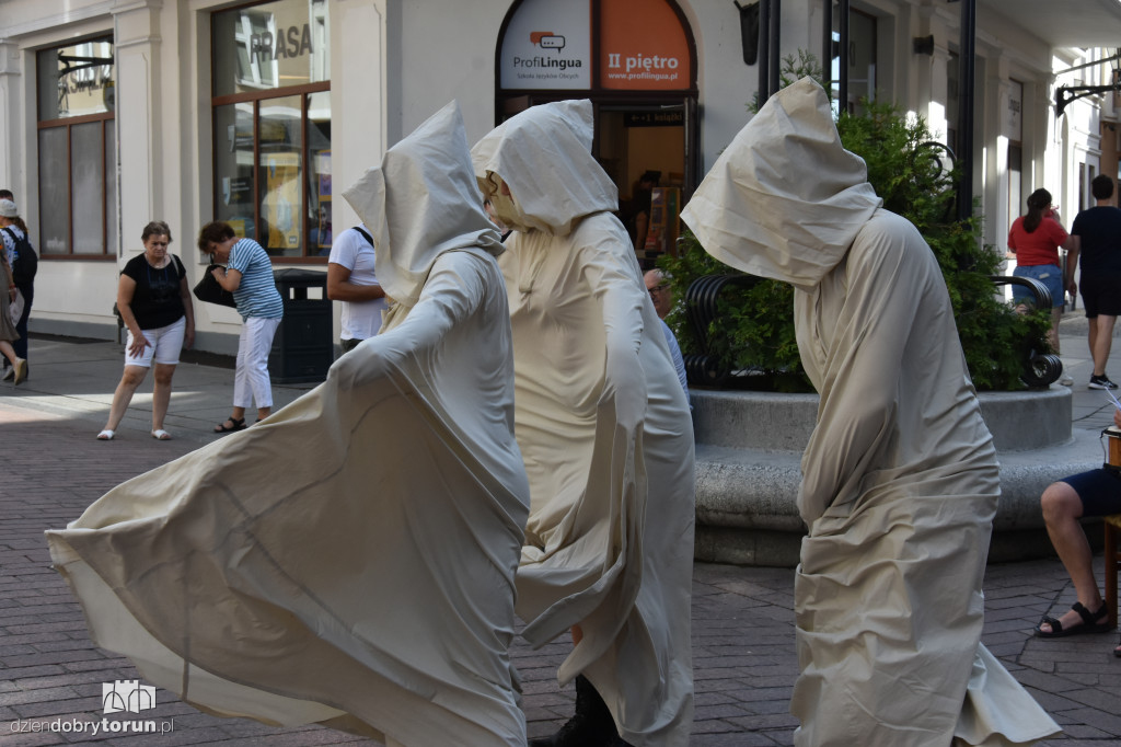 Narodowe Czytanie w wykonaniu MDK