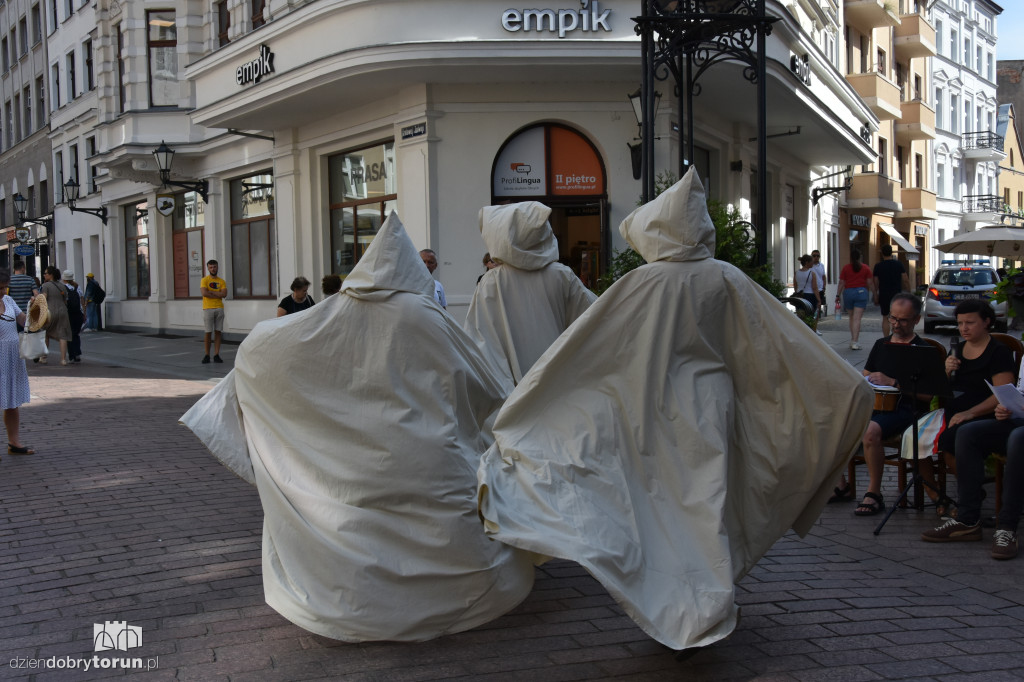 Narodowe Czytanie w wykonaniu MDK