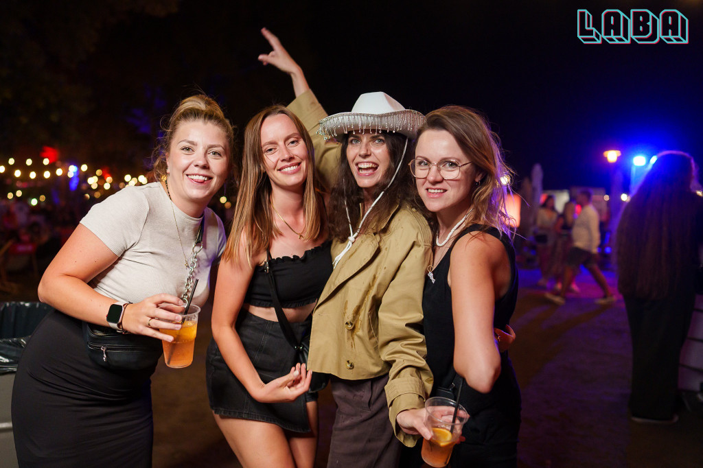 Sobotnia noc w Labie