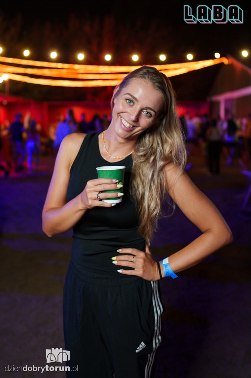 Sobotnia noc w Labie