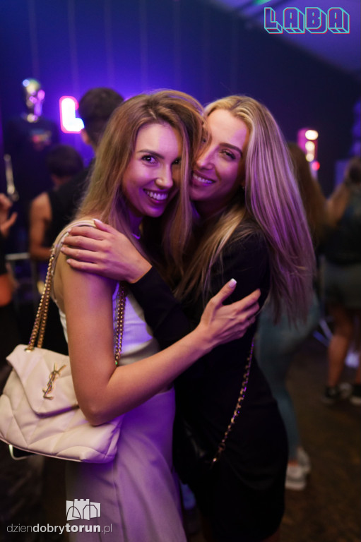 Sobotnia noc w Labie