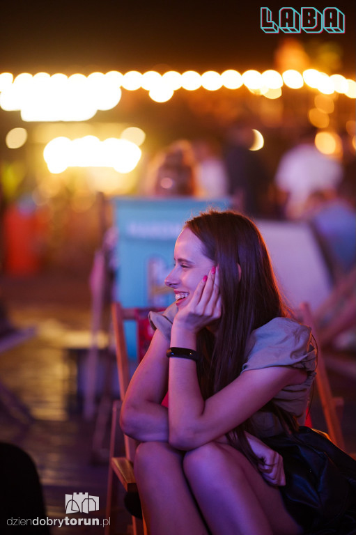 Sobotnia noc w Labie