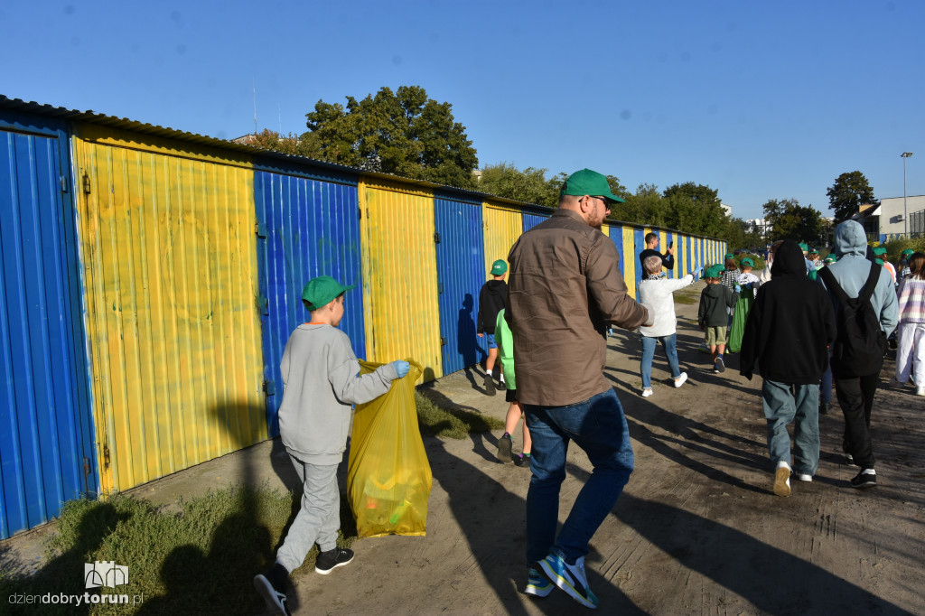 Prezydent z uczniami sprzątali Toruń