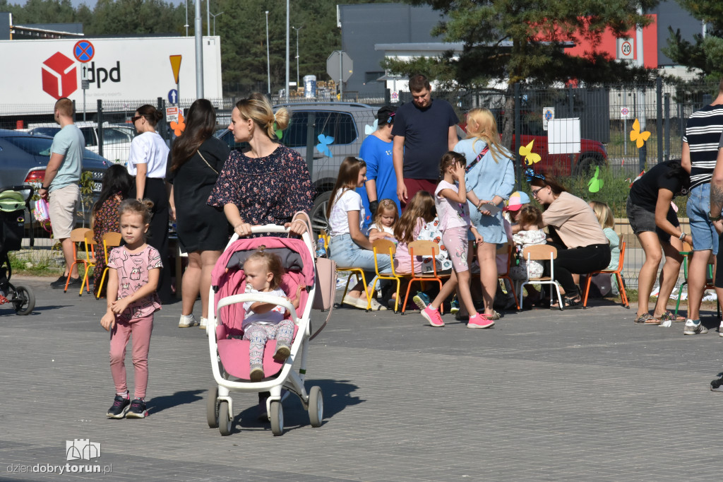 Piknik rodzinny na osiedlu JAR