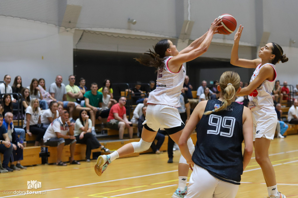 Energa Polski Cukier Toruń 77:55 KS Basket 25 Bydgoszcz