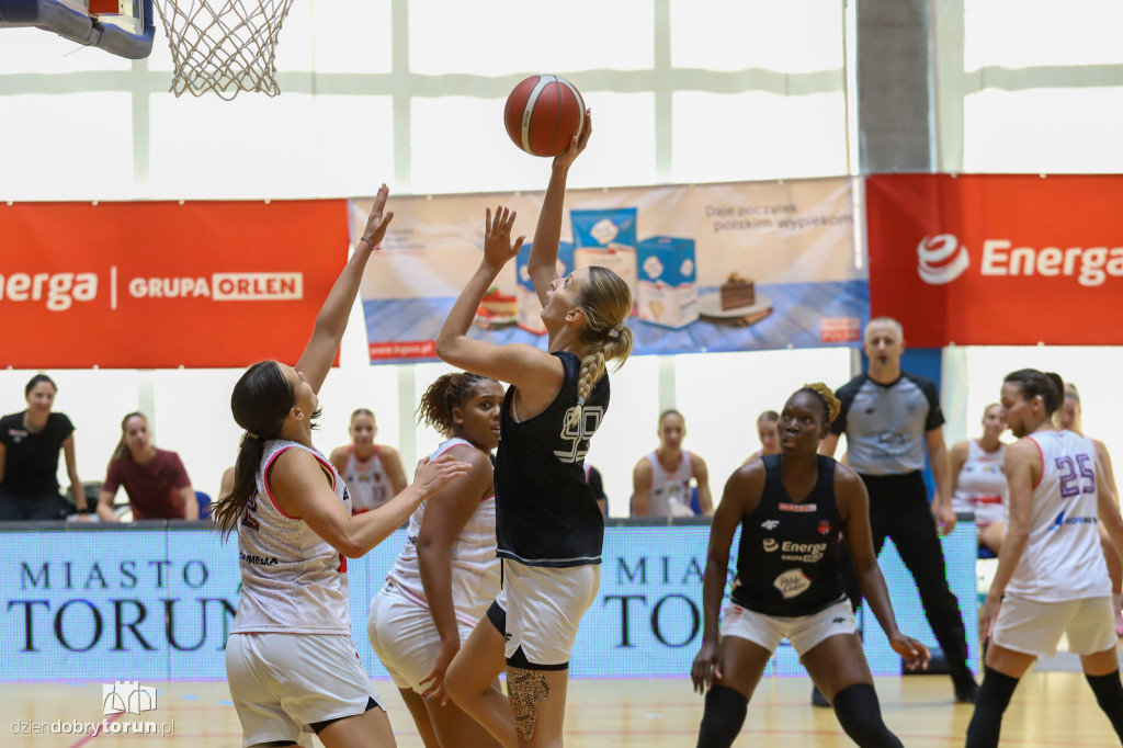 Energa Polski Cukier Toruń 77:55 KS Basket 25 Bydgoszcz