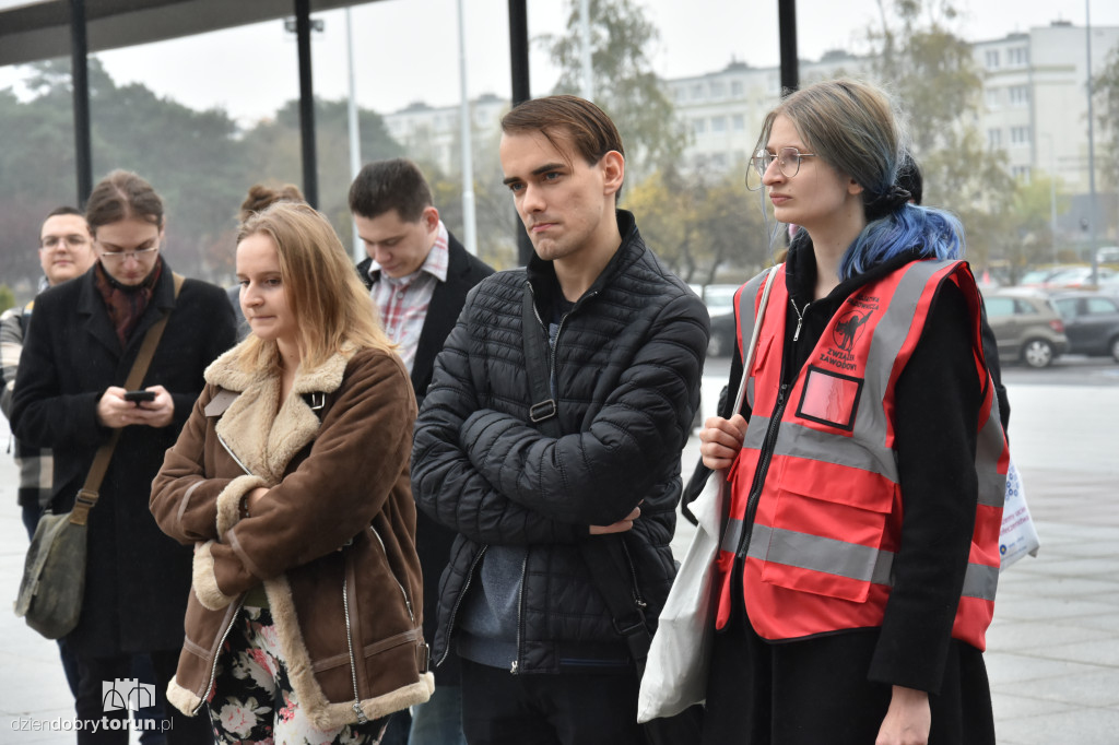 Protest pod rektoratem UMK