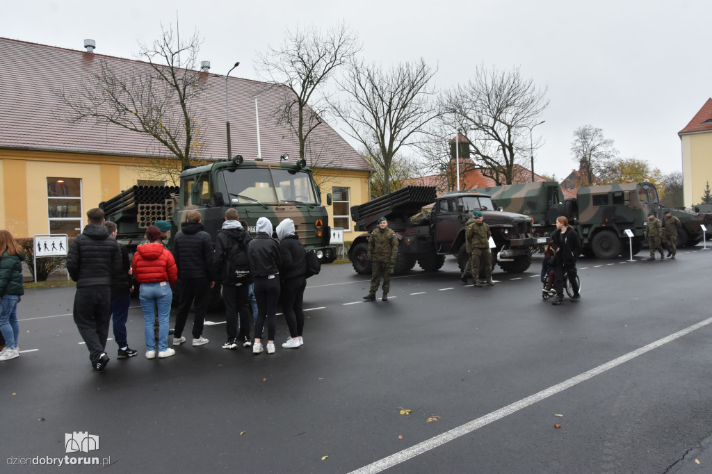 Dzień Otwartych Koszar w CSAiU