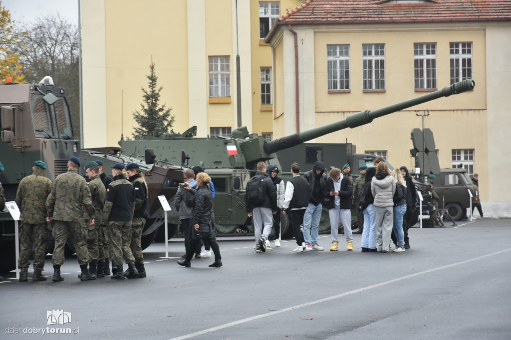 Dzień Otwartych Koszar w CSAiU