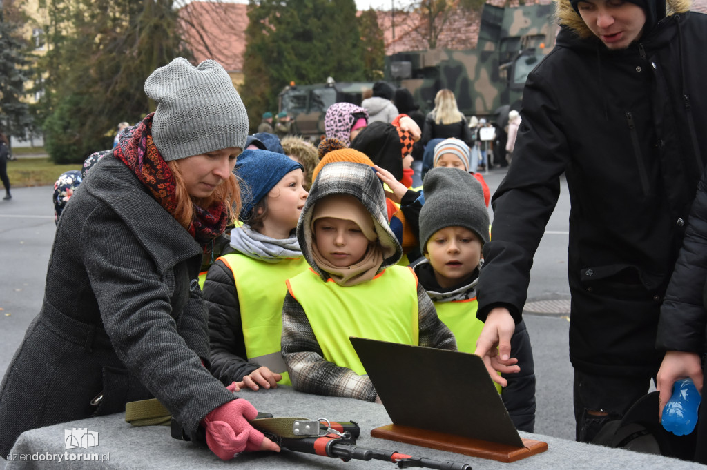 Dzień Otwartych Koszar w CSAiU