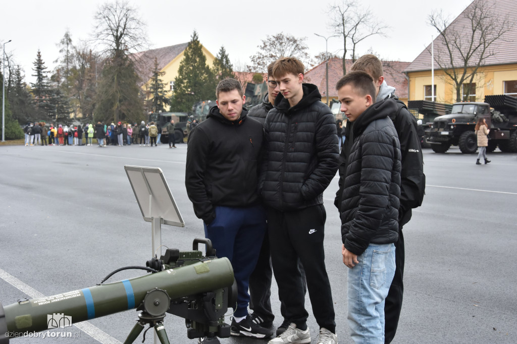 Dzień Otwartych Koszar w CSAiU