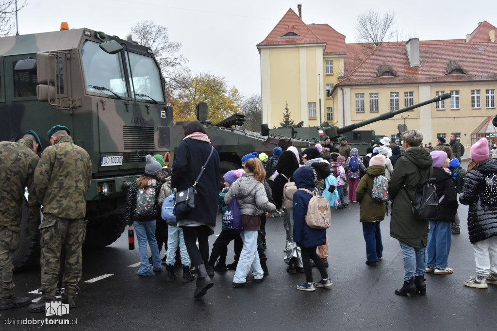 Dzień Otwartych Koszar w CSAiU