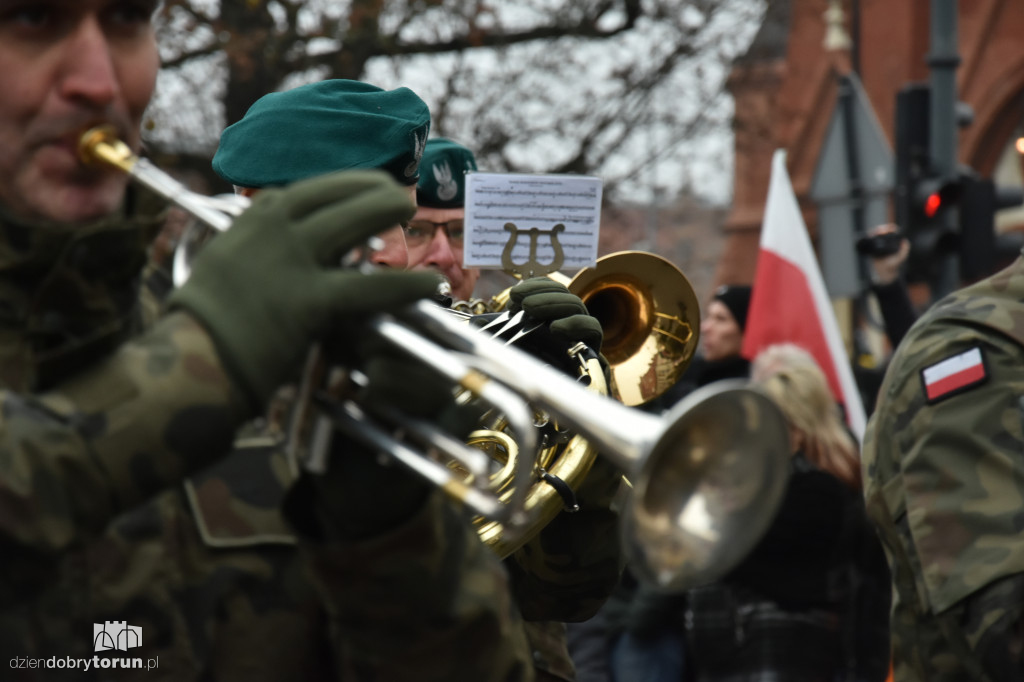 Pochód patriotyczny na 11 listopada w Toruniu