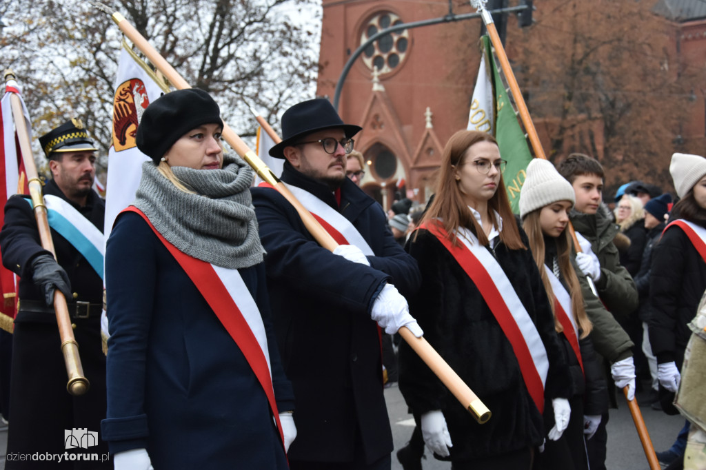 Pochód patriotyczny na 11 listopada w Toruniu