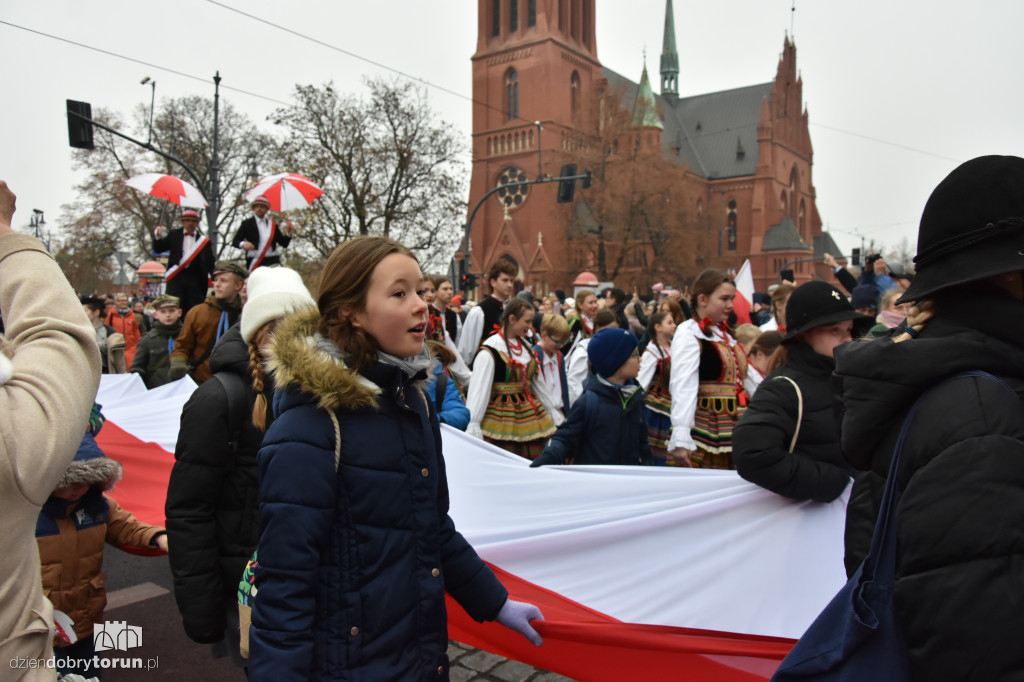 Pochód patriotyczny na 11 listopada w Toruniu