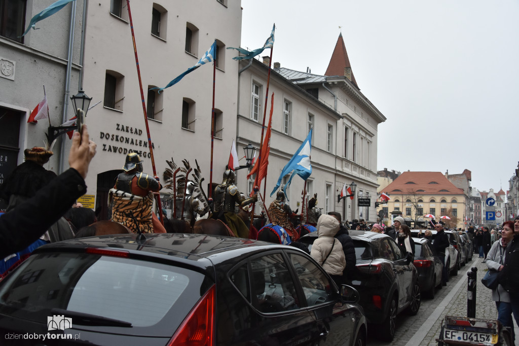 Pochód patriotyczny na 11 listopada w Toruniu