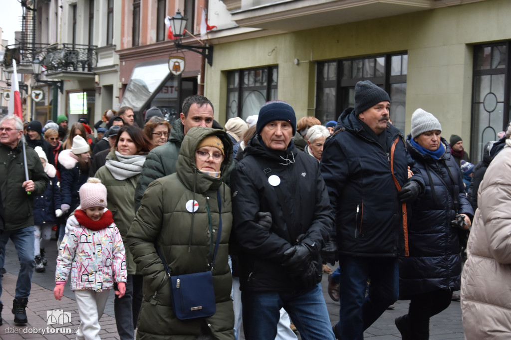 Pochód patriotyczny na 11 listopada w Toruniu