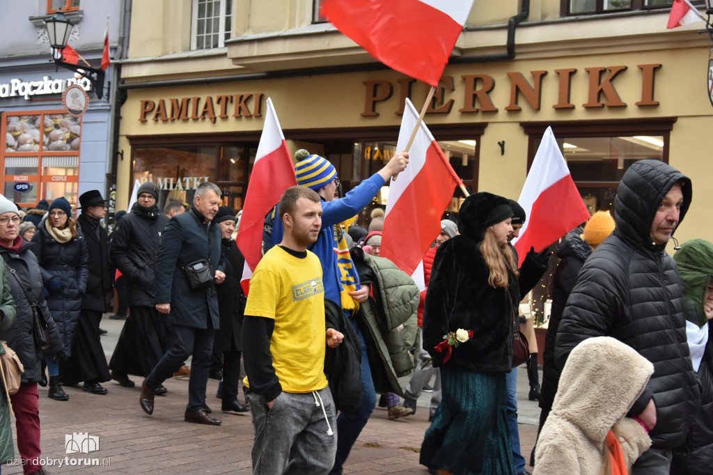 Pochód patriotyczny na 11 listopada w Toruniu