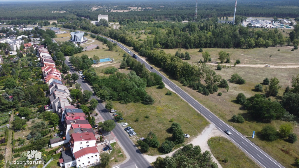 Działka pod usługi na lewobrzeżu