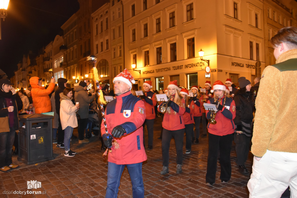 Mikołajowa parada w Toruniu