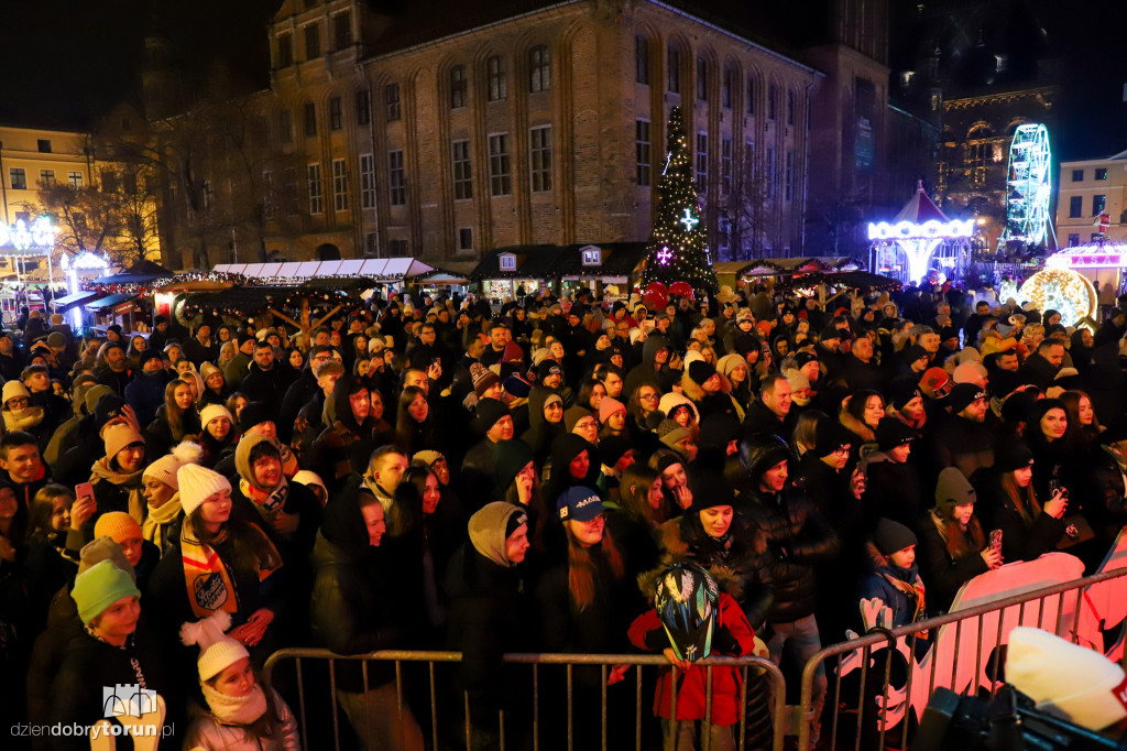 Spotkanie z żużlowcami na świątecznym jarmarku