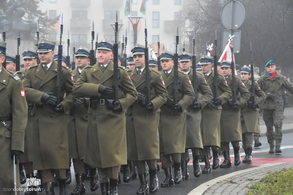 Przemarsz wojsk ulicami Torunia
