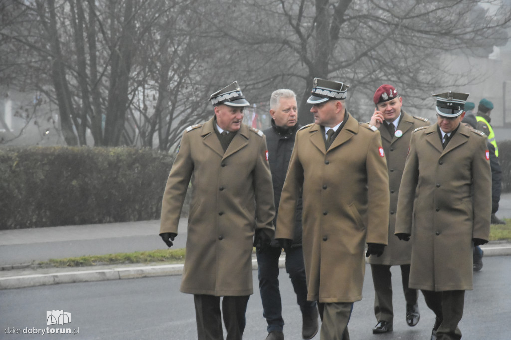 Przemarsz wojsk ulicami Torunia