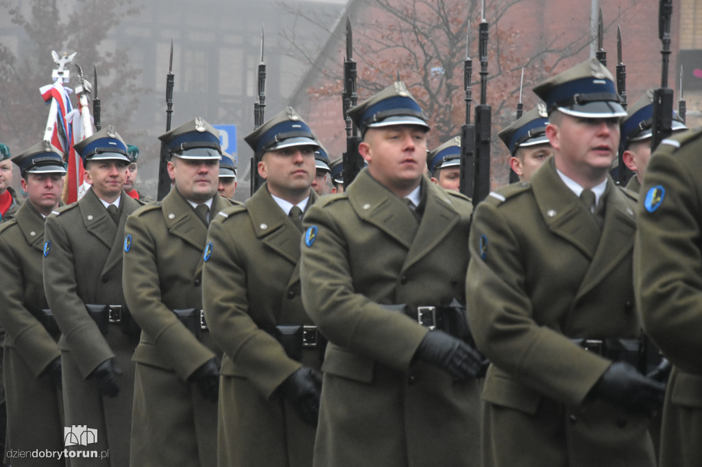Przemarsz wojsk ulicami Torunia