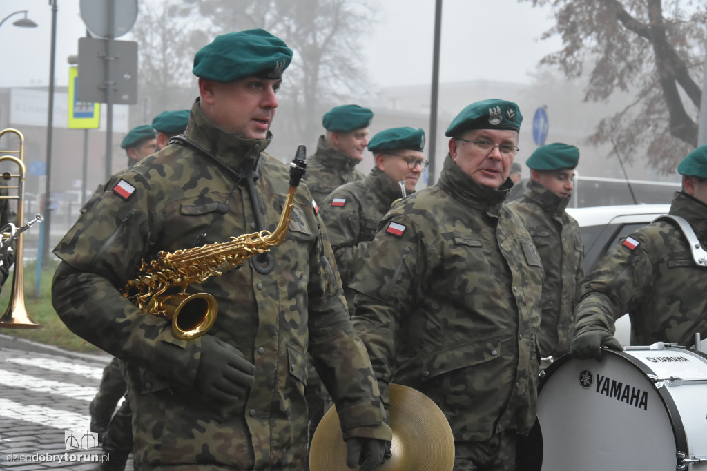 Przemarsz wojsk ulicami Torunia