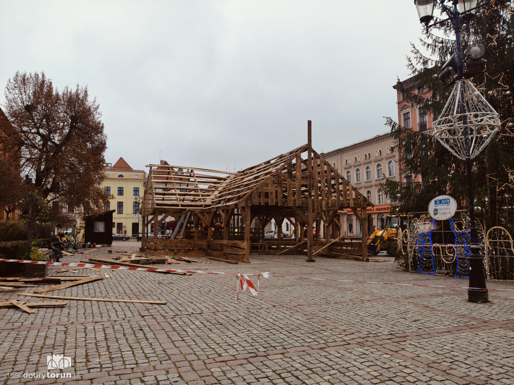 Powstaje Szopka Bożonarodzeniowa