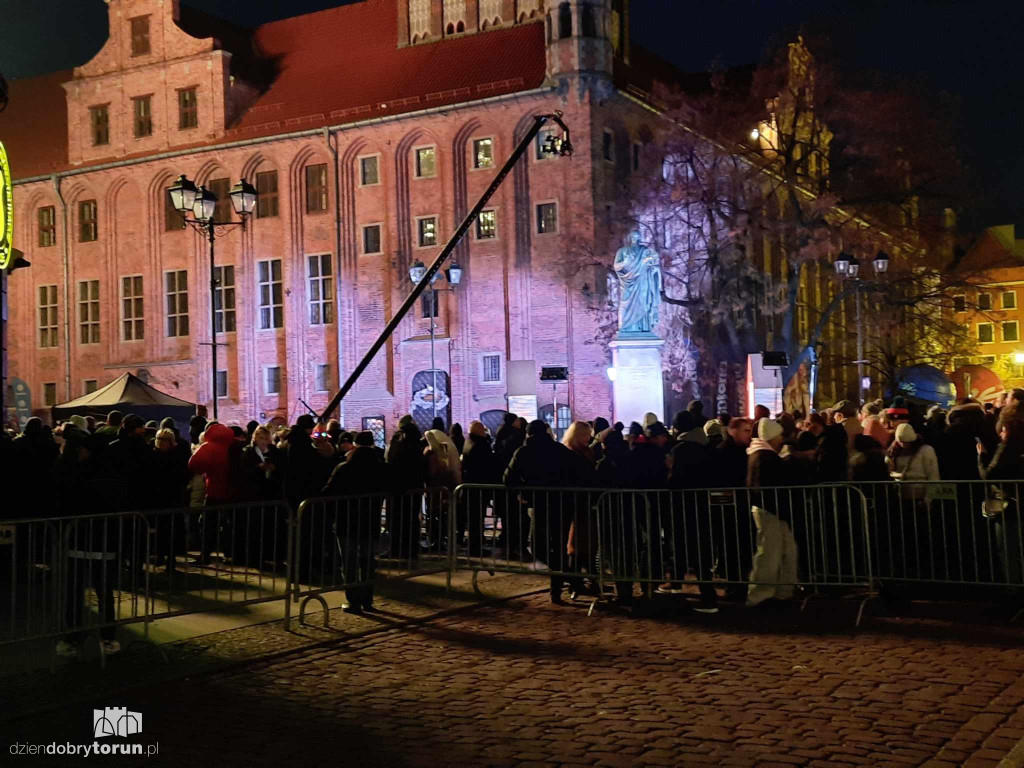 Prawdziwe TŁUMY przed Sylwestrem Polsatu