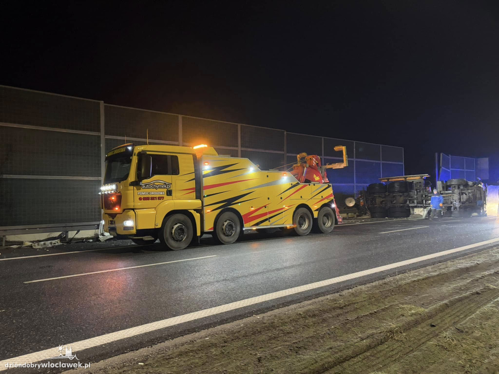 Zderzenie ciężarówek na autostradzie A1