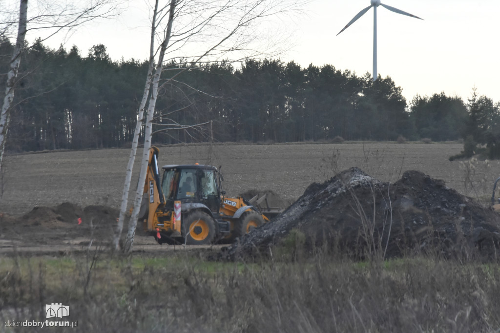 Budowa gigantycznego pomnika Matki Boskiej